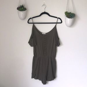 Soprano cold shoulder romper